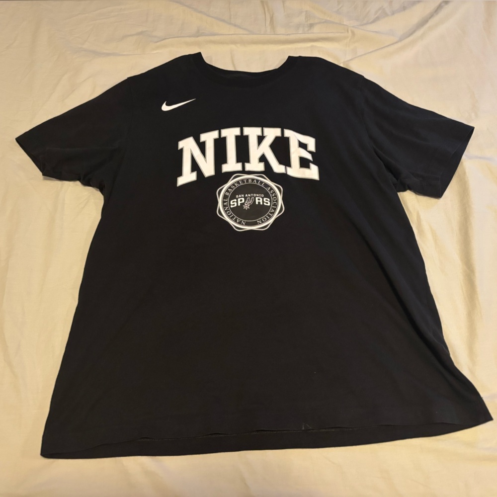 Nike San Antonio Spurs Logo T-Shirt